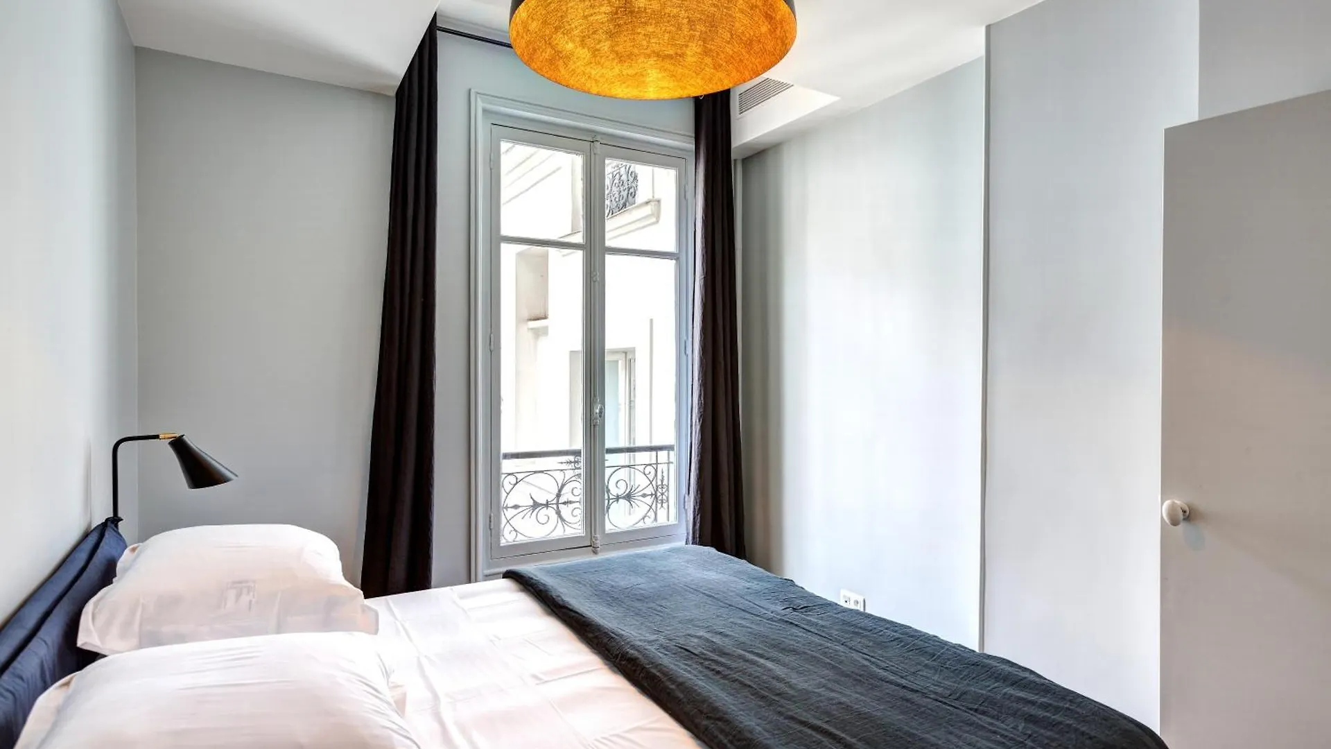 Apartment Drouot Luxe