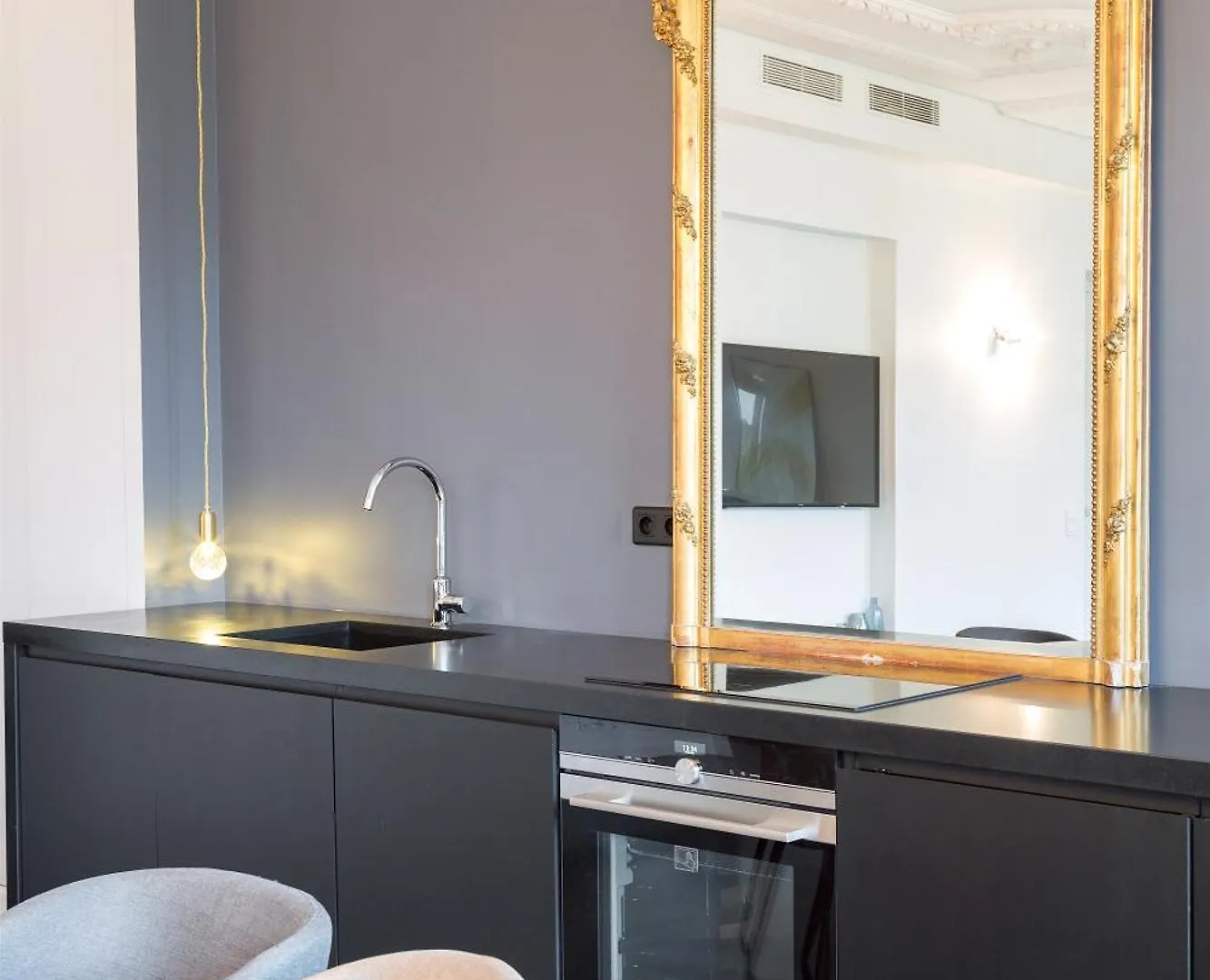 Apartment Drouot Luxe Paris